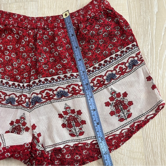 Fashion Fuse Red Boho Shorts Size Small - Picture 4 of 8
